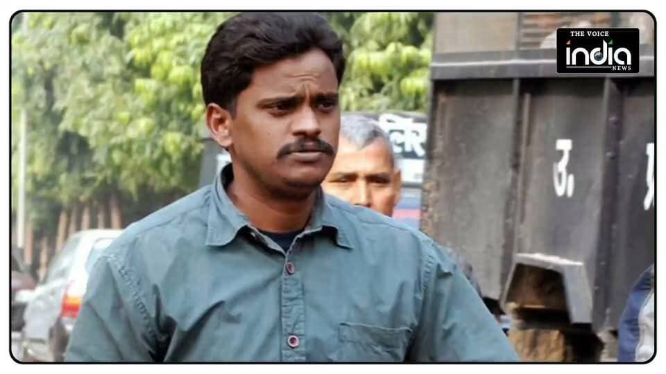निठारी कांड के आरोपी सुरेंद्र कोली की हरिद्वार में मौत, चाय की दुकान में फांसी लगाने की सूचना
#SurendraKoli #NithariCase #NithariKand #Haridwar #BreakingNews #CrimeNews #UttarPradesh #NewsUpdate #TheVoiceIndiaNews
सुरेंद्र कोली, निठारी कांड, निठारी केस, सुरेंद्र कोली मौत, हरिद्वार में सुरेंद्र कोली, सुरेंद्र कोली आत्महत्या, निठारी हत्याकांड, निठारी कांड आरोपी, हरिद्वार क्राइम न्यूज, Breaking News