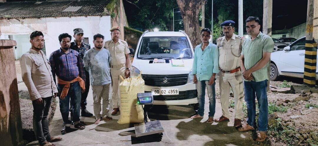 ମନମୁଣ୍ଡା ପୋଲିସ ପକ୍ଷରୁ ଗଂଜେବ ସହ ଦୁଇ ଗଂଜେଇ ମାଫିଆ ଗିରଫ