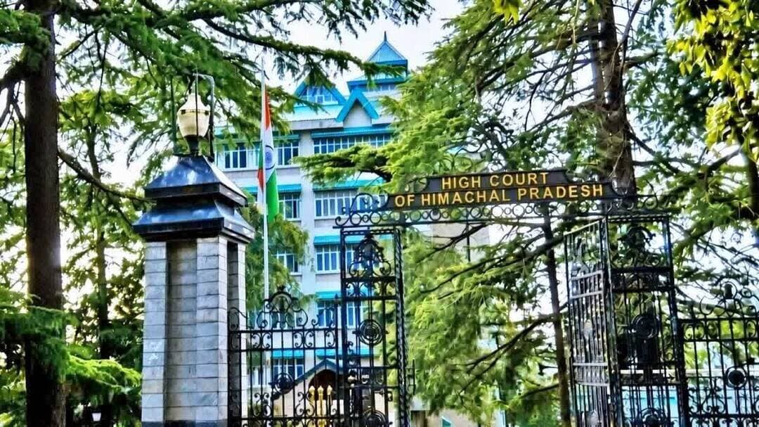 हाईकोर्ट का बड़ा फैसला: इंजीनियर अंजोरी कपूर को HIMUDA का CEO नियुक्त करने के आदेश, सुरिंदर वशिष्ठ को बड़ा झटका