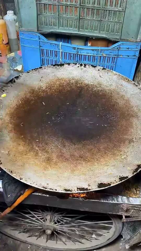 Patna’s Most Famous Tehelka Chowmein With Manchurian 😱🔥 | Just ₹80 Only! | Patna Street Food
#PatnaStreetFood #TehelkaChowmein #Chowmein #Manchurian #StreetFood #IndianStreetFood #PatnaFood #Foodie #FoodLovers #StreetFoodIndia #FoodShorts