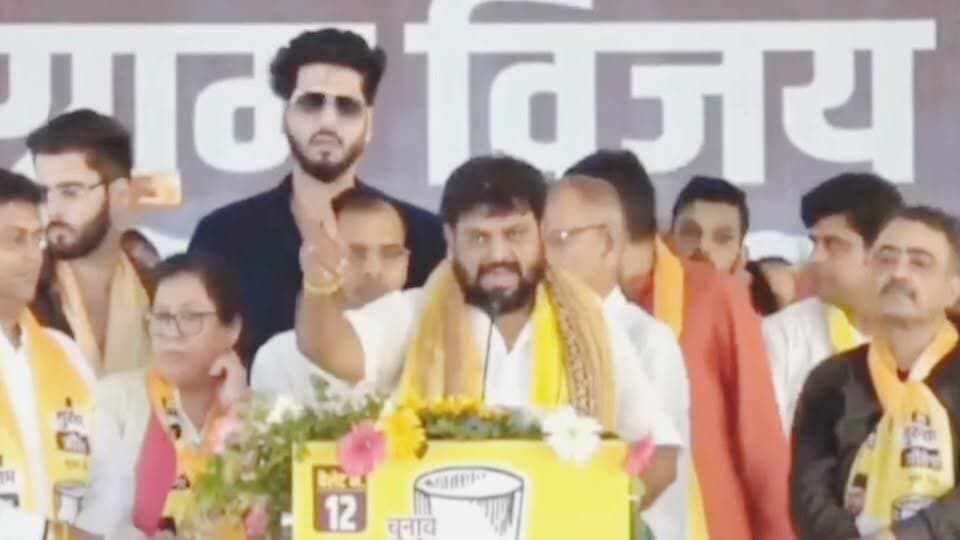 2029 में गुरुग्राम में नवीन गोयल का एकबार फिर से यही जनसैलाब होगा । यही भव्य मंच होगा और नवीन गोयल के सर पर जीत का ताज होगा ।