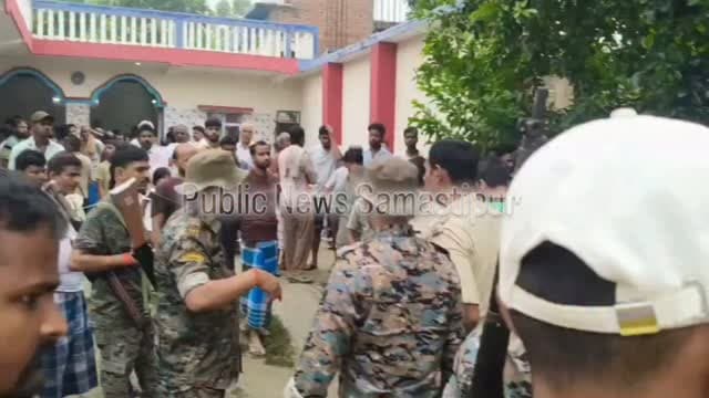 ग्रामीण चिकित्सक के सिर में बदमाशों ने मारी कई गोलियां, घटनास्थल पर ही हुई मौ"त #samastipur #bihar #viral #trendingreels #trendingnow