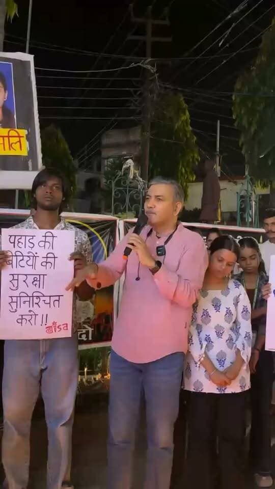 उत्तराखंड में थाईलैंड की तरह सेक्स टूरिस्ट का मॉडल कौन बनाना चाहता है। इंद्रेश मैखुरी ने गोला बाजार श्रीनगर से उठाया सवाल