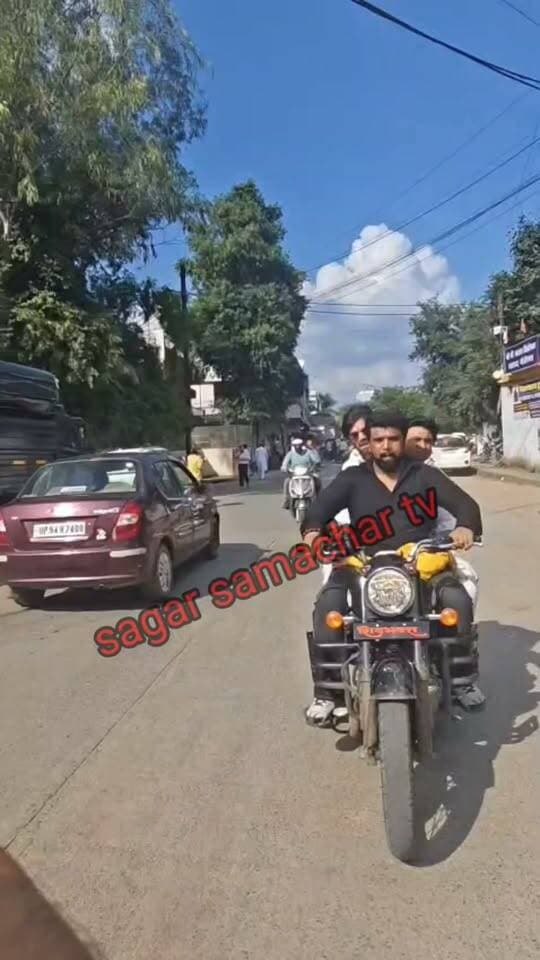 करणी सेवा राष्ट्रीय अध्यक्ष ओकेंद्र सिंह राणा ने प्रशासन को चकमा देकर की सागर में एंट्री #viralreelsシ #trendingreels #foryouシ #nonfollowers #OkendraRanaHaryana #okendrarana
