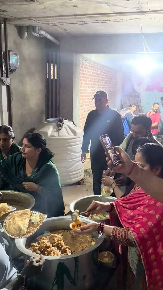 शूलिनी मंदिर के समीप विशाल भंडारे का आयोजन... समाजसेवी कमल कश्यप के सौजन्य से... गणेश उत्सव का हुआ समापन...