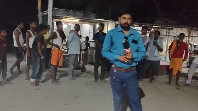 गोपालपुर चौक पर ट्रक की चपेट में आने से 14 वर्षीय किशोर की मौ"त एक महिला जख्मी, सड़क जाम #samastipur #bihar #viral #trendingreels #trendingnow