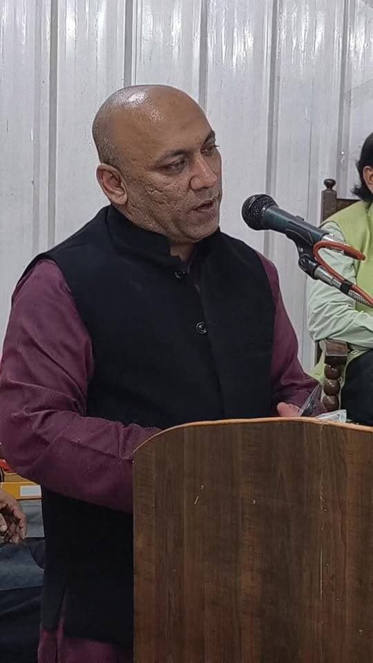 Rampur News | सोलत पब्लिक लाइब्रेरी के 92वे स्थापना दिवस पर आयोजित मुशायरे में दिल्ली के शायर अनस फैजी
#RampurNews #mushaira #shayri