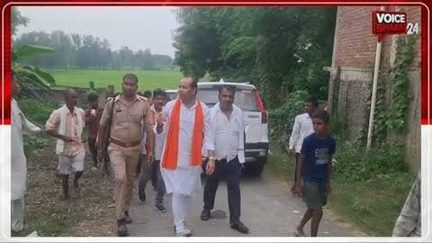पूर्व विधायक राकेश सिंह ने किया गांव -गांव निरिक्षण
सुनी लोगो की समस्या
#voicebharat24 #reelsvideoシ #reelsviralシ #रायबरेली #RaebareliPolice RakeshSingh DineshPratapSingh Harchandpur