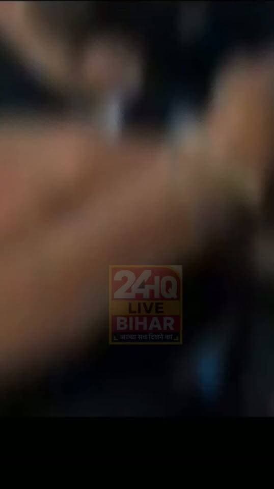 कस्तूरबा विद्यालय छात्रा मौत मामला | बहन का बयान और SDPO ने क्या कहा? रीगा के रेवासी स्थित कस्तूरबा गांधी आवासीय विद्यालय में नौवीं की छात्रा की संदिग्ध मौत के मामले में पुलिस की जांच जारी है। घटना को लेकर छात्रा की बहन ने अपनी बात रखी है। वहीं सदर SDPO आशीष आनंद ने भी पुलिस जांच और अब तक सामने आए...
#nepal #news #amnewsmona #viral #bujurg #highlights #fb #comedy #Live #Live #मेजरगंज #todaynews #sachtalks #darbhanga_mithila #darbhanga_mithila #SAROJRAJA #SAROJRAJA #makeuphack #makeuphack #SAROJRAJA