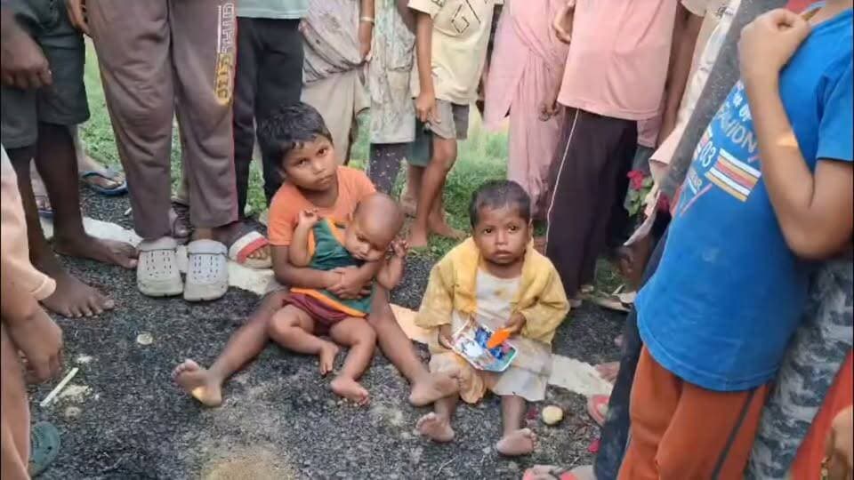मां अपने तीन बच्चें को सुनसान नदी के किनारे छोड़कर हो गई फरार,मां की ममता पर उठे सवाल।