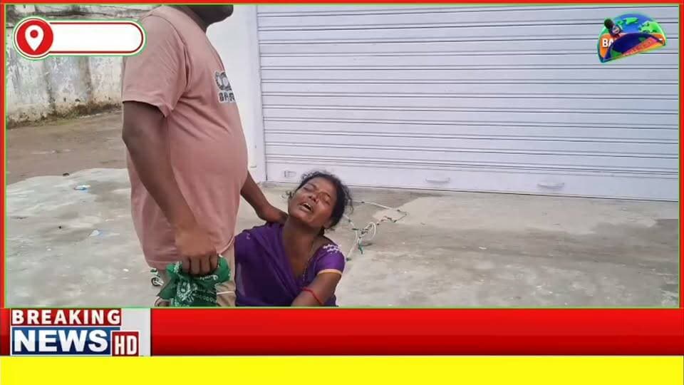 #बांका में ननिहाल जा रहे बाइक सवार युवक पर गिरी बिजली, मौके पर एक युवक की हुई मौत, दो घायल
#videosvirales #facebookreelsviral #highlightseveryonefollowers