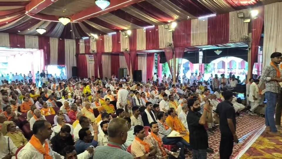 ब्राह्मण अंतरराष्ट्रीय संगठन ने किया संभाग स्तरीय विप्र अलंकरण समारोह का आयोजन👇