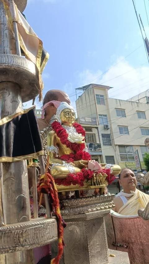 ❤️ वार्षिक कर्तव्य समूह रथ यात्रा गणगौर घाट, उदयपुर ❤️
.
Do follow @mewar_tirth
.
#jainism #jain #udaipur #aadinath #mewar_tirth
