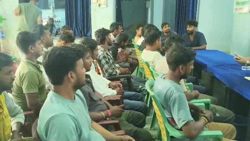 सिंघम के नेतृत में शांति समिति की बैठक संपन्न डी जे बालों के साथ किया गया आयोजन #शेखपुरा टॉप न्यूज़ #fecbookreels #fecebookpost #nonfollowers