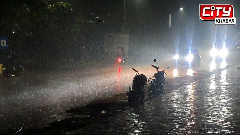 ଭଦ୍ରକ ରେ ପୁଣି ଲଘୁଚାପ ଜନିତ ବର୍ଷା ଆରମ୍ଭ।