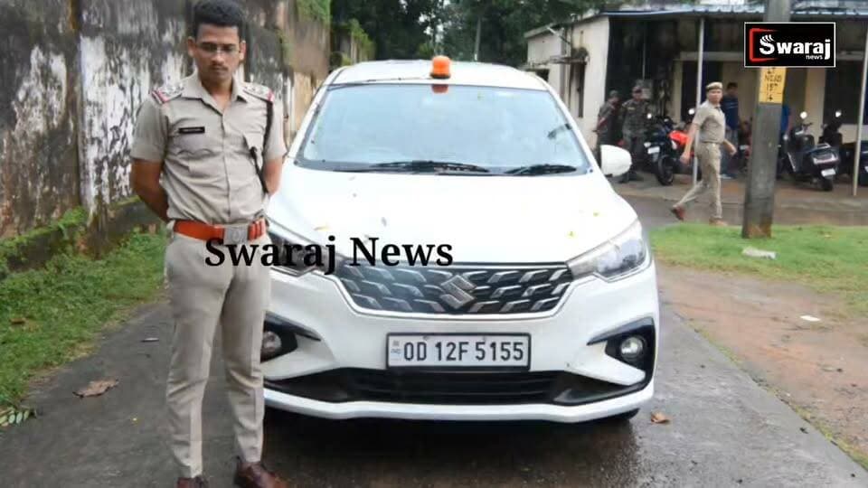 କନ୍ଧମାଳ ସାରଙ୍ଗଡ଼ ପୋଲିସ ଦ୍ୱାରା
ନକଲି MVI ଗିରଫ l #Swarajnews #Kandhamal #OdishaPolitics #BJPGovernment #nonfollowers #CM #Odisha