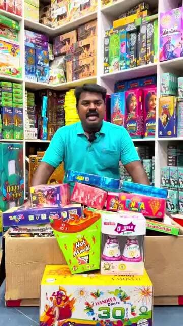 சிவகாசி நேரடி விற்பனை: ரூ.3500 காம்போ ஆபர் பட்டாசுகள்! 🧨 தரமான பொருட்கள் குறைந்த விலையில்!