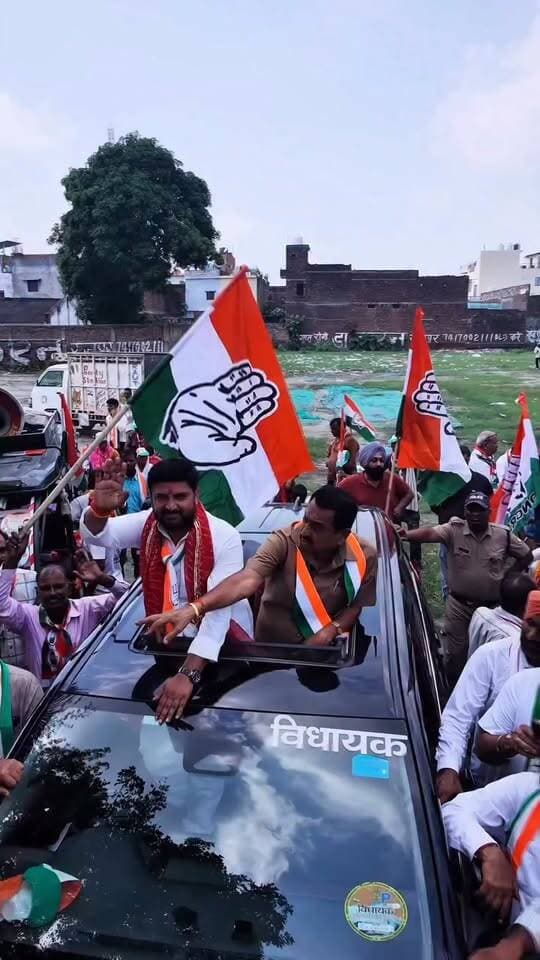 नगर पालिका चुनाव में
राजेश प्रताप सिंह ने
कांग्रेस का माहौल बना दिया