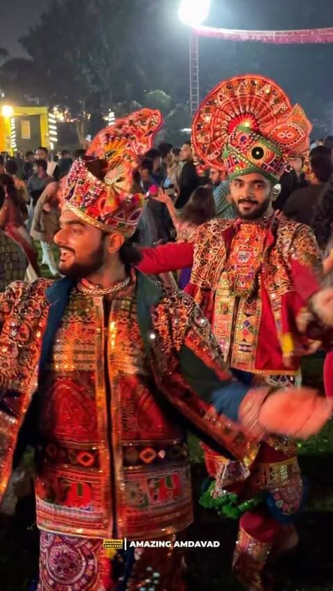 When the dhol beats drop, the whole city moves to one rhythm. Nobody does Navratri like Amdavad🥁
#navaratri #navratri #ahmedabad #amdavad #jayambe
(Navaratri in Amdavad, Navaratri in Ahmedabad, Ahmedabad is the City of Navaratri, Festivals in Ahmedabad, Amdavadi Navaratri)
