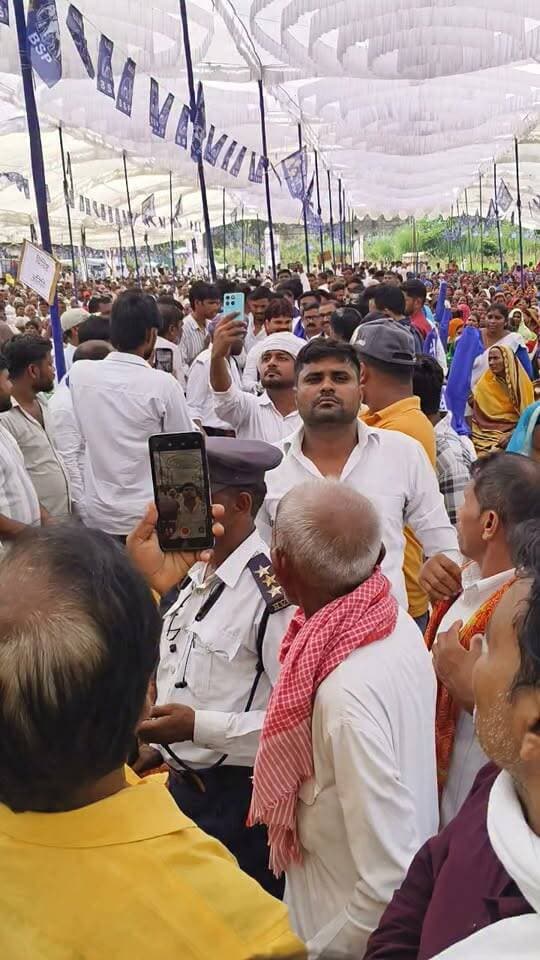 मुहम्मदाबाद गोहना से बसपा प्रत्याशी जेके आजाद पहुंचे कोपागंज बसपा महा सम्मेलन में