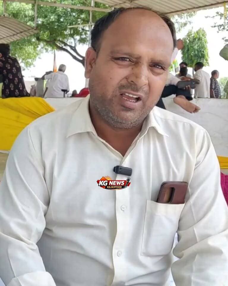 देवधाम जोधपुरिया का तीन दिवसीय लक्खी मेला हुआ संपन,
मेले में उमड़ा आस्था का सैलाब, श्रद्धालुओं ने किए भगवान देवनारायण के दर्शन,
मेले के समापन के बाद व्यवस्थाओं को लेकर मंदिर ट्रस्ट के पदाधिकारियों ने अपनी बात रखी और मेले को सफल बनाने में सहयोग करने वाले सभी प्रशासनिक अधिकारियों, पुलिसकर्मियों, स्वयंसेवकों एवं समाजबंधुओं का आभार जताया,
देवधाम जोधपुरिया की भव्यता और आस्था की तस्वीरें बनीं आकर्षण का केंद्र।
#देवधामजोधपुरिया #लक्खीमेला #भगवानदेवनारायण #देवनारायण #जोधपुरिया #Tonk #KGNewsRajasthan