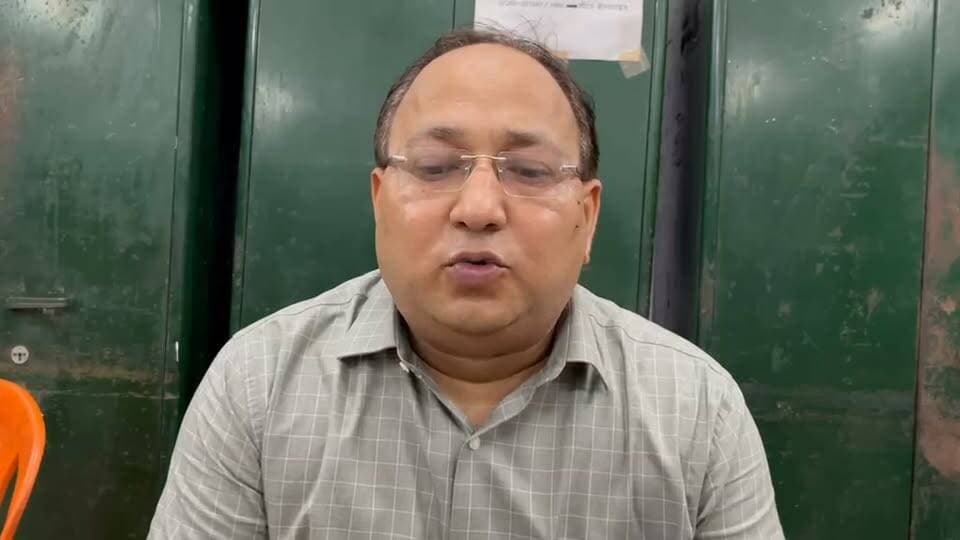मौदहा अंतर्गत पठान बाबा मंदिर, डीहा डेरा के पास चंद्रावल नदी में हुई घटना के सम्बन्ध में अपर जिलाधिकारी वित्त एवं राजस्व श्री राकेश कुमार की बाइट*