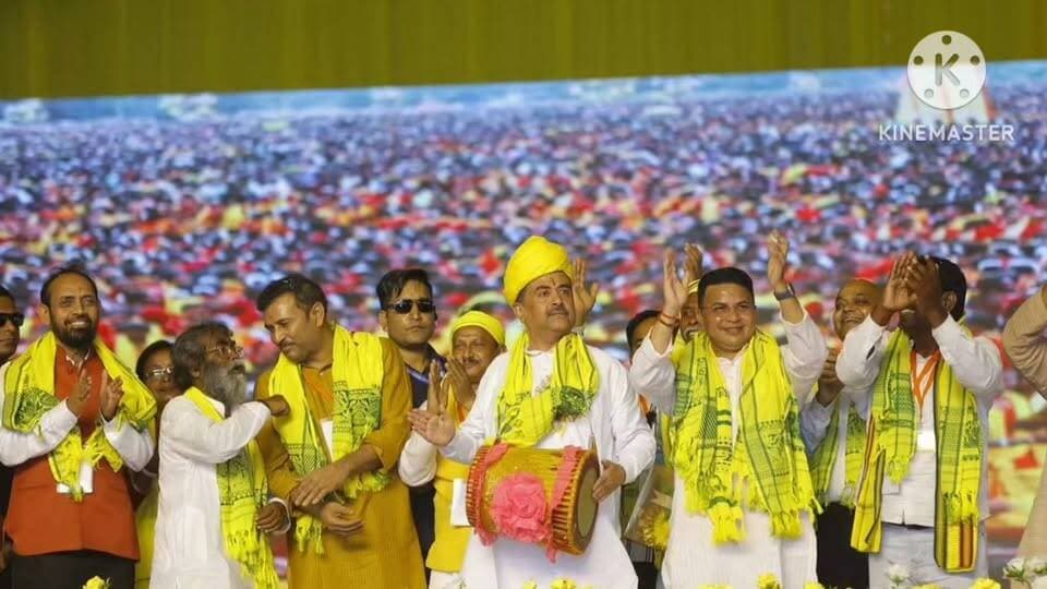 করাডি মাঠ জনসমুদ্র করম পরব উপলক্ষে। আদিবাসী কুড়মি সমাজের উদ্যোগে। উপস্থিত রাজ্যের মুখ্যমন্ত্রী শুভেন্দু অধিকারী।