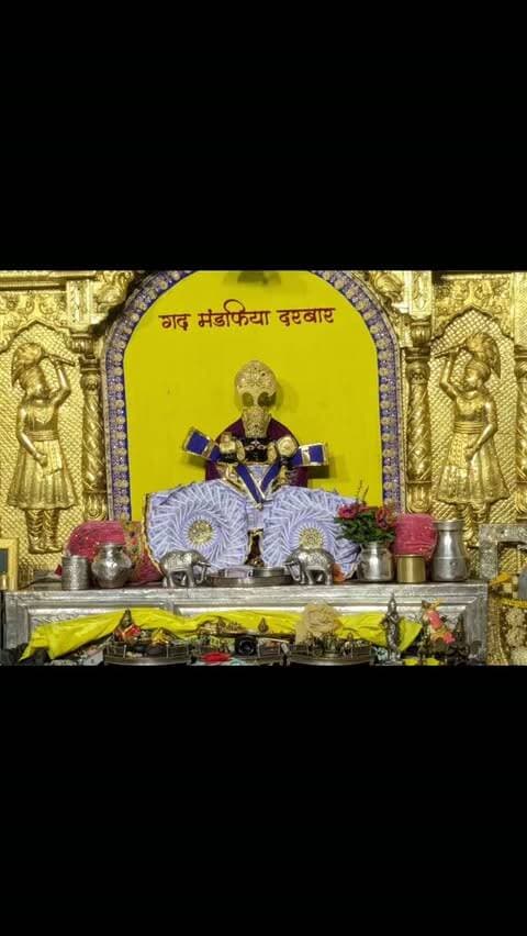 श्री सांवलिया सेठ मंदिर के मंगला आरती दर्शन के साथ आप सभी को तेजा दशमी की हार्दिक शुभकामनाएं। 🙏