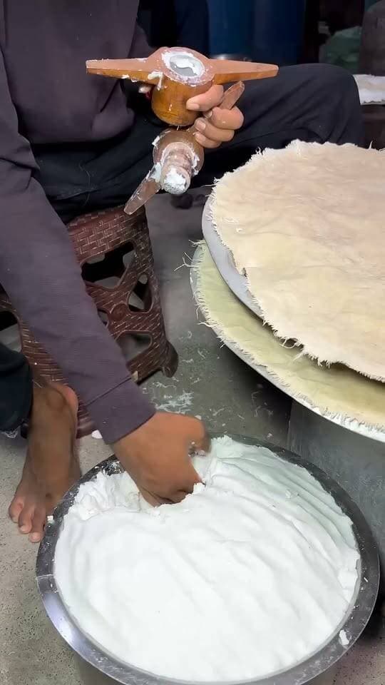 Unique Traditional Process Of Idiyappam Making 😍🔥 | South Indian Street Food
#Idiyappam #IdiyappamMaking #SouthIndianFood #SouthIndianCuisine #IndianFood #StreetFood #FoodMaking