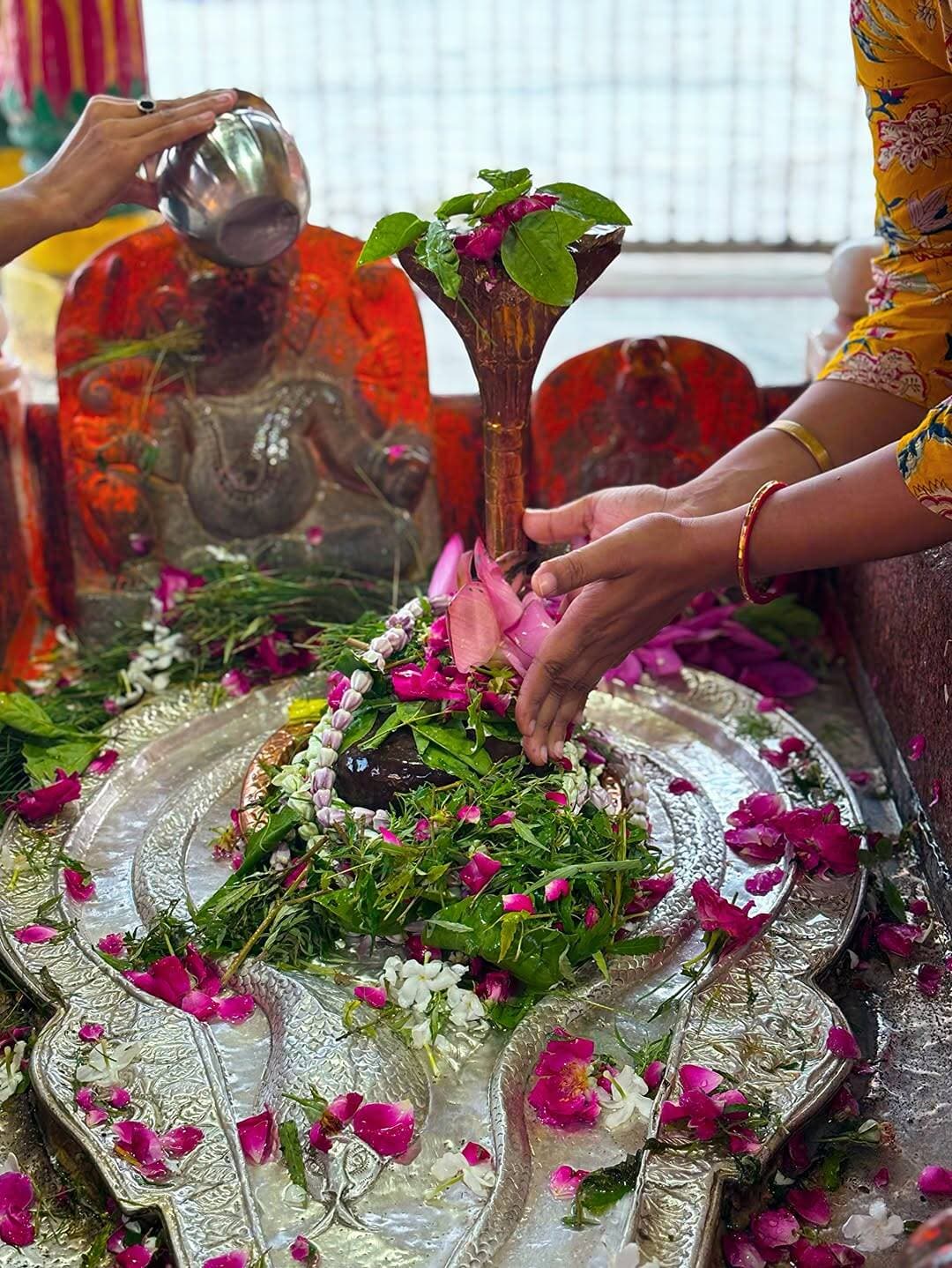 Hár Hár Mahadev 🔱
Follow :- @from_prayagraj_
<nis:link nis:type=tag nis:id=fromprayagraj nis:value=fromprayagraj nis:enabled=true nis:link/> <nis:link nis:type=tag nis:id=prayagraj nis:value=prayagraj nis:enabled=true nis:link/> <nis:link nis:type=tag nis:id=harharmahadev nis:value=harharmahadev nis:enabled=true nis:link/> <nis:link nis:type=tag nis:id=mankameshwar nis:value=mankameshwar nis:enabled=true nis:link/>