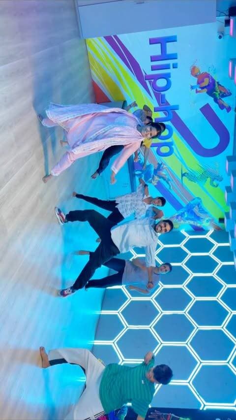 Yeshanagula ๐ฅฐ
@alwaysjani #karandanceacademydahod #karansangada #trendingreels #dance #dahod