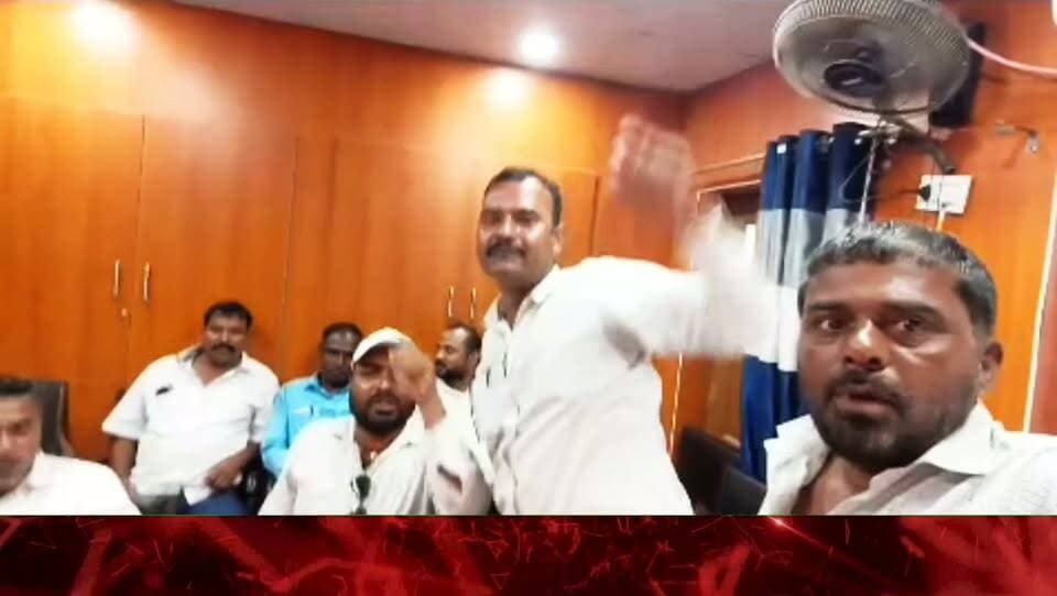 बनमनखी प्रखंड प्रमुख के खिलाफ पंचायत समिति सदस्यों का हंगामा, योजनाओं में अनियमितता का आरोप