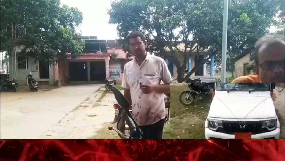 गम्हरिया, प्रखंड मुख्यालय में RTPS सेवा बंद, ऑपरेटर छुट्टी पर,अंचलअधिकारी के द्वारा किसी और को प्रभार देने से इनकार।