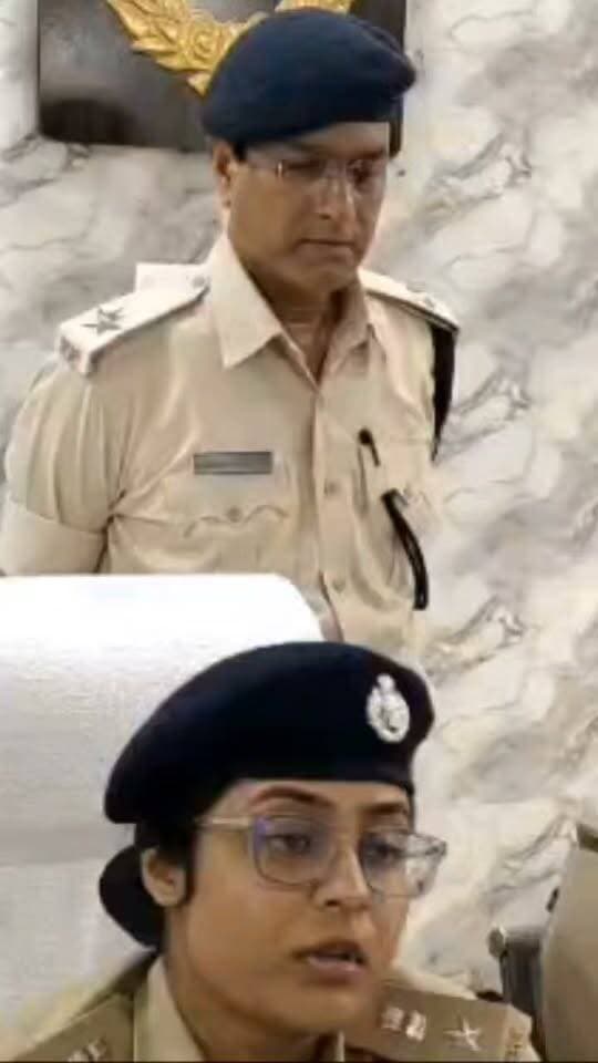 निमचक बथानी थाना क्षेत्र में ज्वेलर्स व्यवसाई से लूट मामले में 2 गिरफ्तार,ग्रामीण एसपी दिव्यांजली जायसवाल ने प्रेस कांफ्रेंस कर किया खुलासा