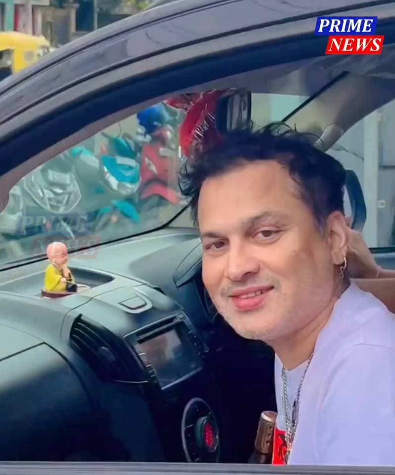 📌 এবছৰে দেখা নাই তোমাৰ এই হাঁহি।
📌 তোমাৰ কথাই আমনি কৰাৰ প্ৰশ্নই নুঠে... তোমাৰ ছবিয়ে মনত দোলা দিয়েই থাকে।