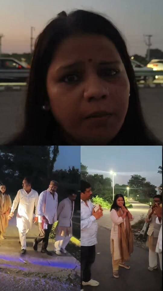 परसपुर में विनोद साहनी हत्याकांड का मामला
पुलिस को चकमा देकर विनोद के गांव पहुंचा कांग्रेस प्रतिनिधिमंडल
पुलिस बैरिकेडिंग के बावजूद परिजनों से की मुलाकात
चित्रा बाथम के नेतृत्व में मृतक की पत्नी, बेटे से जाना हाल
परिजनों को हर संभव मदद का दिया आश्वासन
योगी की सरकार में सबसे ज्यादा जातिवाद : चित्रा बाथम
प्रशासनिक व्यवस्था, पुलिस की टोंकी टांकी पर भी सवाल
एक घंटे मुलाकात के बाद प्रतिनिधिमंडल दिल्ली रवाना