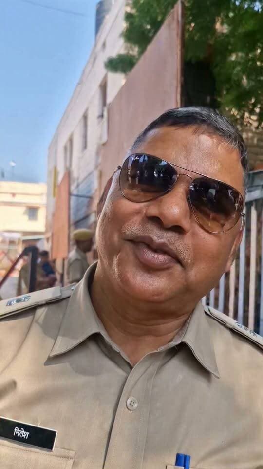 उप सभापति के चुनाव शांतिपूर्ण होंगे... एएसपी नितेश आर्य
Balotra Police Rajasthan Police Barmer Police