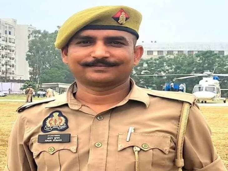 *शाहजहांपुर में स्मैक-तस्कर बताकर पैसे वसूलने वाले 2 सिपाही फरार:* 15 दिन बाद भी नहीं पकड़े गए, परिवार भी गायब; घरों पर लगेंगे नोटिस