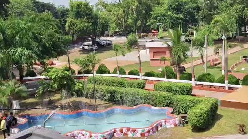 23 सितंबर को मुख्यमंत्री सम्राट चौधरी के आगमन के लिए किला सज-धज कर तैयार है, और सभी को यही इंतज़ार है कि वे जगदीशपुर के लिए क्या सौगात लेकर आते हैं।