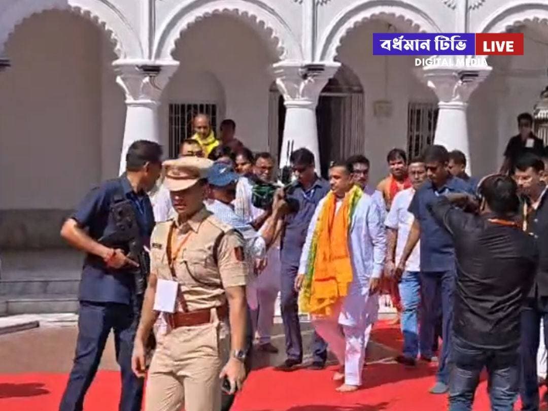 đ´ #āĻā§āĻāĻŦāĻŋāĻšāĻžāϰ āĨ¤āĨ¤ āĻŽāĻĻāύāĻŽā§āĻšāύ āĻŽāύā§āĻĻāĻŋāϰ⧠āĻĒā§āĻā§ āĻĻāĻŋāϞā§āύ āĻŽā§āĻā§āϝāĻŽāύā§āϤā§āϰ⧠āĻļā§āĻā§āύā§āĻĻā§ āĻ
āϧāĻŋāĻāĻžāϰā§