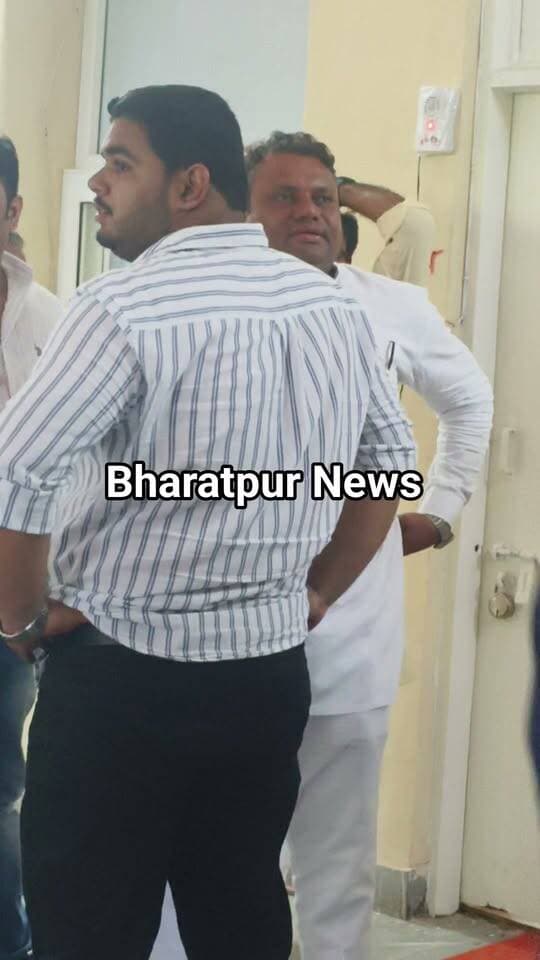 भरतपुर -विष्णु सेनी के चेहरे की मुस्कान.. बहुत कुछ बया कर रही है... डिप्टी मेयर की घोषणा थोड़ी देर में