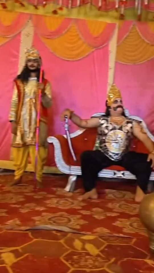 “किसकी इतनी हिम्मत कि रावण को कोई चप्पल मार दे?” 😲🔥