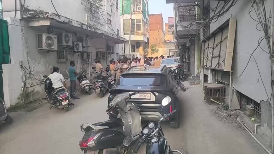 Nit,5 फ्रूट गार्डन में नगर निगम की बड़ी कार्रवाई..
मौके पर पर भारी पुलिस प्रशासन मौजूद।