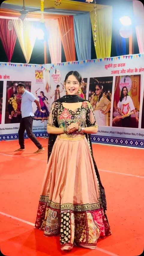 🪔✨ **झूमेगा हर कदम, उत्साह और जोश के संग!** ✨🪔
भोपाल का सबसे बड़ा **Bhojpal Garba Mahotsav 2026** लेकर आ रहा है गरबा और डांडिया का शानदार रंग! 💃🕺
गुजरात के फेमस एक्सपर्ट्स से सीखें **मॉडर्न एवं पारंपरिक गरबा के नए स्टाइल और स्टेप्स**। ❤️🔥
📅 **Garba Training:** 14 सितंबर से 9 अक्टूबर 2026
📍 **Training Locations:** विजय मार्केट, बरखेड़ा एवं गुजराती भवन, 74 बंगला, भोपाल
💰 **Registration Fee:** ₹2350/- (GST सहित)
🎁 **हर दिन शानदार पुरस्कार!**
🔥 **भोपाल, तैयार हो? इस नवरात्रि गरबा की धूम मचाने के लिए!** 🔥
आज ही अपना रजिस्ट्रेशन कराएं और इस यादगार सफर का हिस्सा बनें! 💫
#BhojpalGarbaMahotsav2026 #BhojpalGarba #fypシ゚viralシfypシ゚ #tending #Navratri2026 Garba Dandiya Navratri GarbaNight Bhopal BhopalEvents BhopalGarba MadhyaPradesh GujaratiGarba GarbaVibes DandiyaNight GarbaLovers NavratriVibes Trending Reels ViralReels InstaReels ExplorePage BhopalDiaries