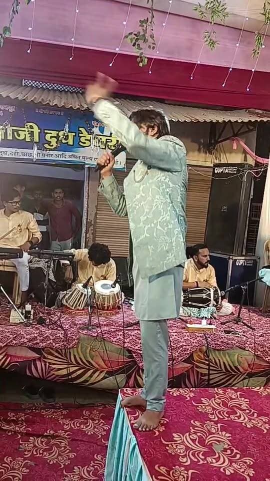 गणेश चौक पर भजन संध्या