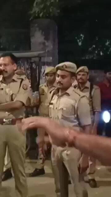 हूटर बजाकर निकली किसान यूनियन अध्यक्ष की गाड़ी, पुलिस ने किया सीज