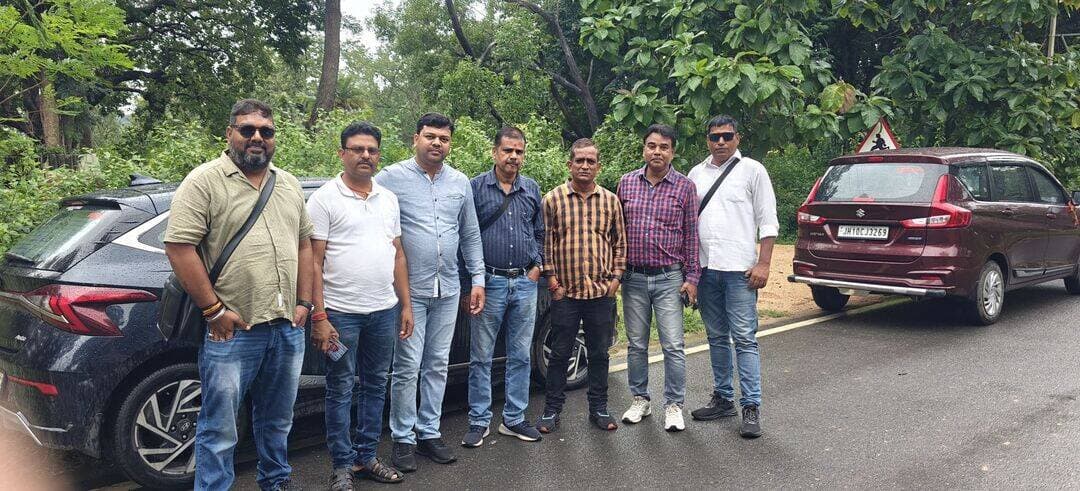 Long distance travel with a colleague