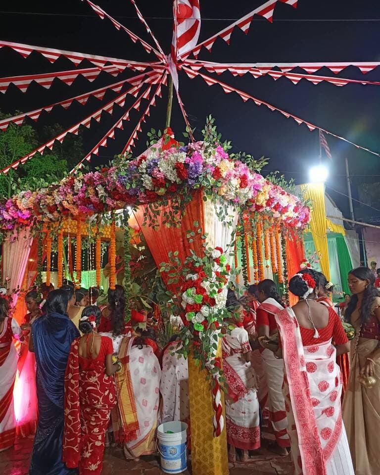 रांची में करम पर्व संपन्न सरना टोली का तस्वीर
#करम #करमा ₹रांची #झारखंड #breakingnews