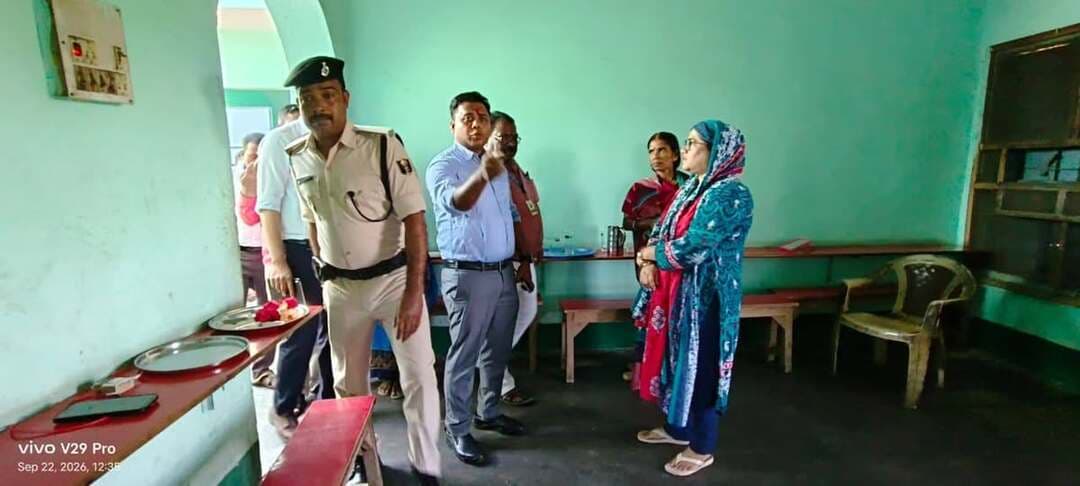 दिनांक 22 सितंबर 2026 को
जिला पदाधिकारी शेखर आनंद द्वारा अरियरी प्रखंड स्थित कस्तूरबा गांधी बालिका विद्यालय, बेलछी का औचक निरीक्षण किया गया।
Information & Public Relations Department, Government of Bihar
#samratchoudhary
#CMSamrat