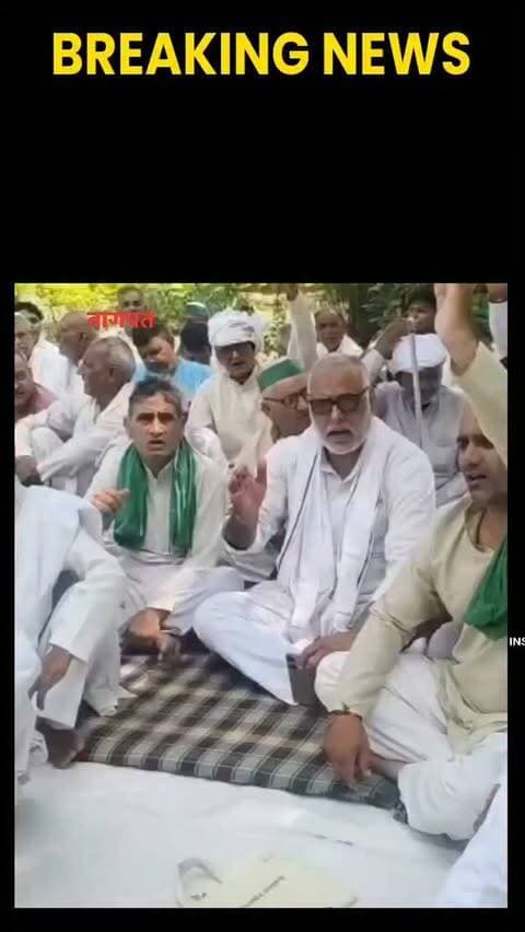 BAGHPAT DESK : जिले में 10 साल पुराने डीजल और 15 साल पुराने पेट्रोल वाहनों पर परिवहन विभाग की कार्रवाई के विरोध में किसान संगठनों ने आरटीओ कार्यालय पर धरना शुरू कर दिया। भारतीय किसान यूनियन (टिकैत गुट) समेत कई किसान संगठनों ने कार्रवाई को रोकने की मांग करते हुए अधिकारियों के खिलाफ नाराजगी जताई। किसानों ने चेतावनी दी कि यदि अभियान नहीं रोका गया तो जिले में बड़ा आंदोलन किया जाएगा, जिसकी जिम्मेदारी परिवहन विभाग के अधिकारियों की होगी।
परिवहन विभाग के अनुसार, बागपत में पुराने वाहनों के खिलाफ अभियान के तहत अब तक 400 से अधिक वाहनों पर कार्रवाई कर उन्हें स्क्रैप के लिए भेजा जा चुका है। जिले में करीब 40 हजार ऐसे वाहन बताए जा रहे हैं, जिन पर कार्रवाई की जानी है।
किसानों का कहना है कि पुराने वाहनों पर कार्रवाई से सबसे ज्यादा असर जरूरतमंद किसानों और आम लोगों पर पड़ रहा है। भाकियू कार्यकर्ता प्रदीप धामा ने कहा कि बुधवार को केवल एक दिन का धरना देकर आंदोलन का ट्र�
